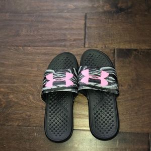 under armour slides